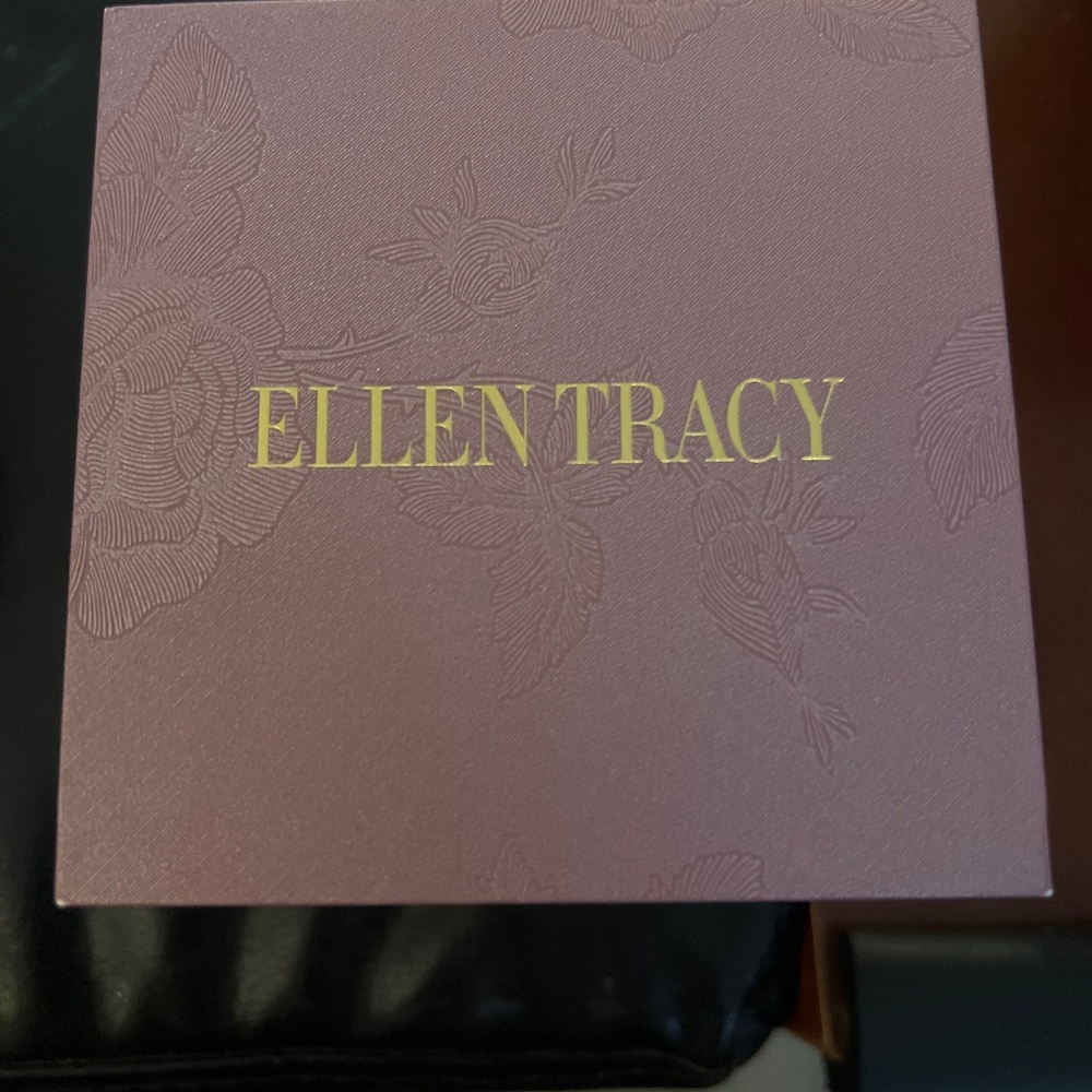 Ellen Tracy watch